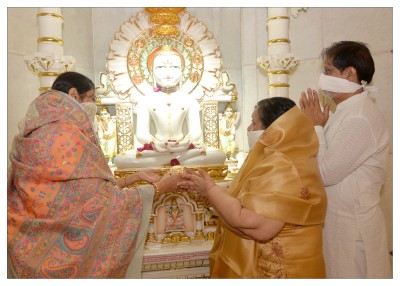 શ્રી મંગલકારી પાર્શ્વનાથ  ભગવાન ની ૧૭ મી વર્ષગાંઠ